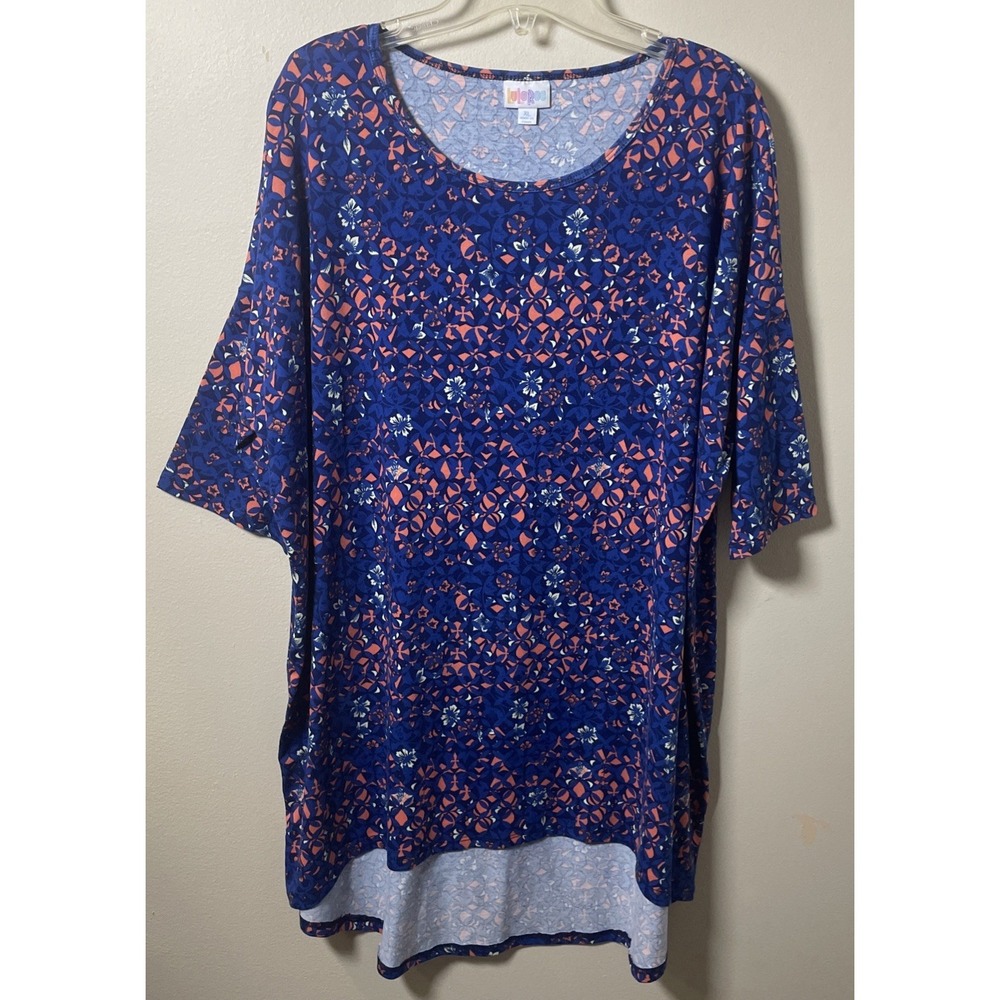 Lularoe Bundle of Three Irma Tunic Printed T Shirt Tops Pullover Women's Size XL - Picture 4 of 6